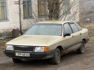Авто Audi 100 1987 № 8597521