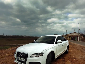 Авто Audi A4 2009 № 8597574