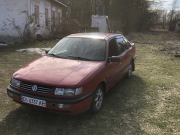 Авто Volkswagen Passat Sedan 1994 № 8597902