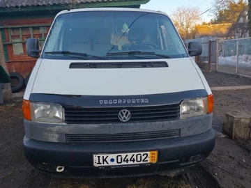 Авто Volkswagen Transporter 2000 № 8598011