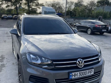 Авто Volkswagen Touareg 2012 № 8598020