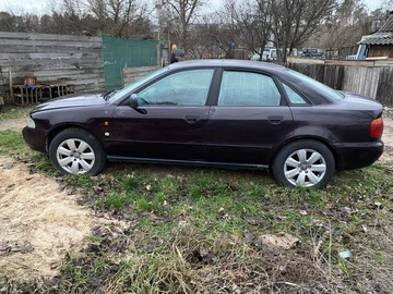 Авто Audi A4 1997 № 8598583