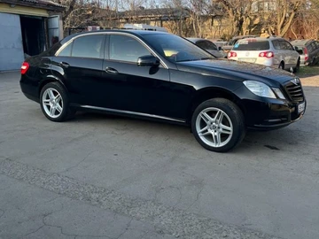 Авто Mercedes 220 2012 № 8598850