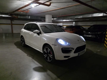 Авто Porsche Cayenne Turbo 2011 № 8598863