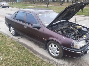 Авто Opel Vectra 1993 № 8598926