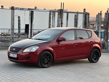 Авто KIA Cee X27 D 2008 № 8599039
