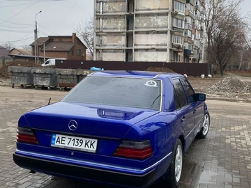 Авто Mercedes 230 1987 № 8599114