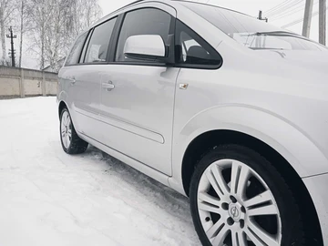 Авто Opel Zafira 2013 № 8599115