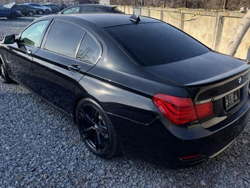 Авто BMW 7 Серия 2012 № 8599180