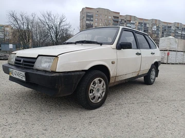 Авто ВАЗ 2109 1998 № 8599364