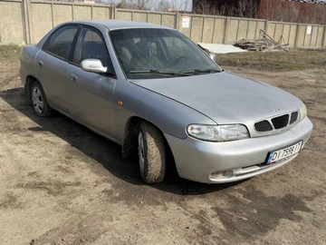 Авто Daewoo Nubira 1998 № 8599560