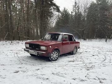 Авто ВАЗ 2107 1993 № 8599866