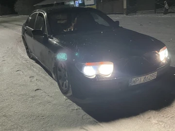 Авто BMW 7 Серия 2003 № 8599873