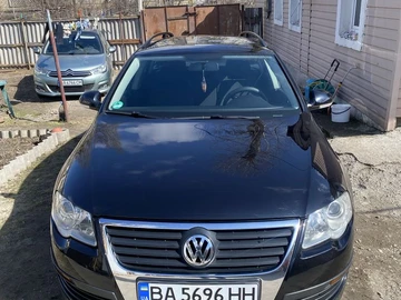 Авто Volkswagen Passat Sedan 2006 № 8600047
