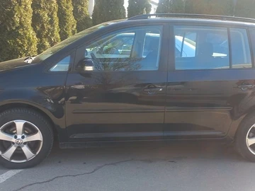 Авто Volkswagen Touran 2008 № 8600095