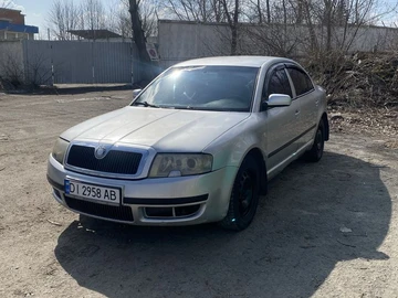 Авто Skoda Superb 2002 № 8600107