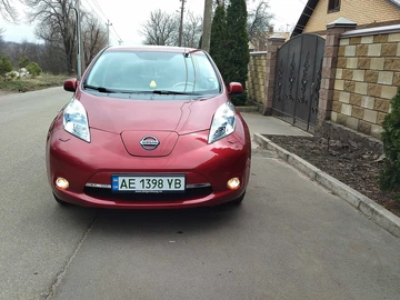 Авто Nissan Leaf 2012 № 8600120
