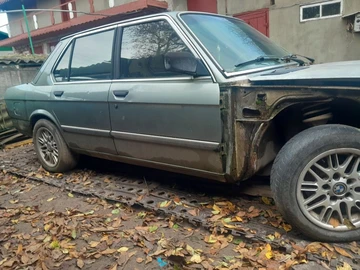 Авто BMW 5 Серия 1984 № 8600258