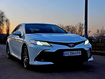 Авто Toyota Camry 2021 № 8600289