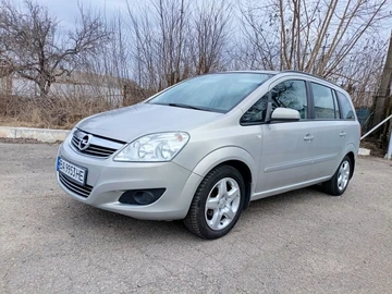 Авто Opel Zafira 2008 № 8600302