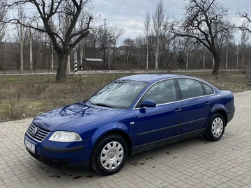 Авто Volkswagen Passat Sedan 2002 № 8600306