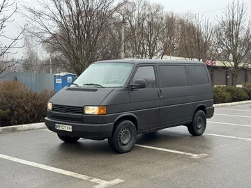 Авто Volkswagen Transporter 1992 № 8600346