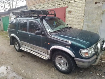 Авто Ford Explorer 1996 № 8600552