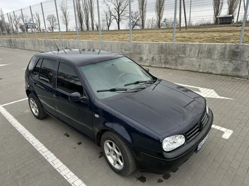 Авто Volkswagen Golf 1998 № 8600627