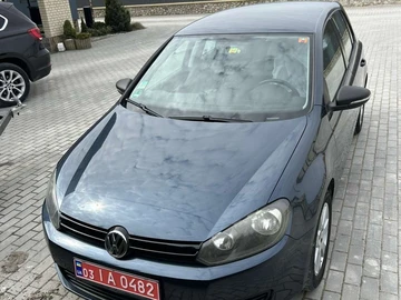 Авто Volkswagen Golf 2010 № 8600834