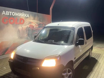 Авто Peugeot Partner 2004 № 8600836