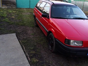 Авто Volkswagen Passat Variant 1988 № 8600842