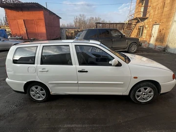 Авто Volkswagen Polo 1999 № 8601139