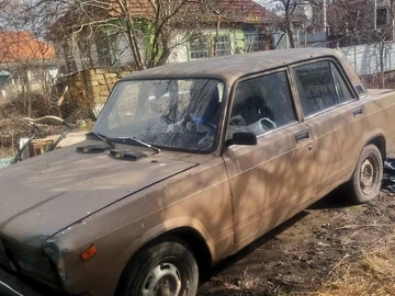 Авто ВАЗ 2107 2000 № 8601163