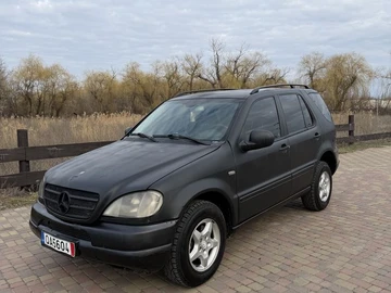 Авто Mercedes Mb 2003 № 8601212
