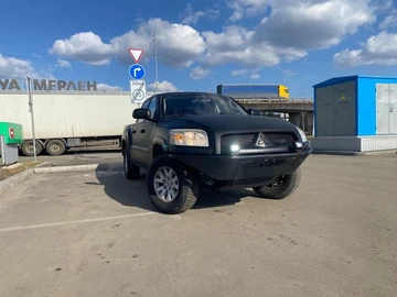 Авто Mitsubishi L 200 2005 № 8601228