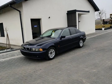 Авто BMW 5 Серия 2002 № 8601495
