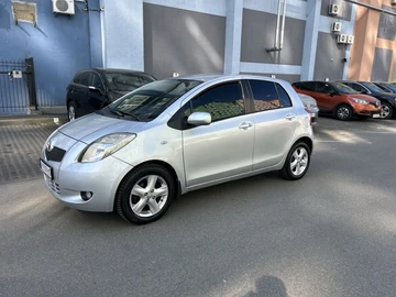 Авто Toyota Yaris 2006 № 8601499