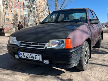 Авто Opel Kadett 1988 № 8601527
