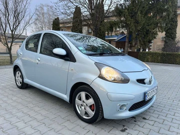 Авто Toyota Aygo 2006 № 8602113