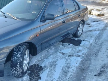 Авто Toyota Carina E 1993 № 8602135