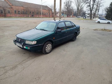Авто Volkswagen Passat Sedan 1996 № 8602141
