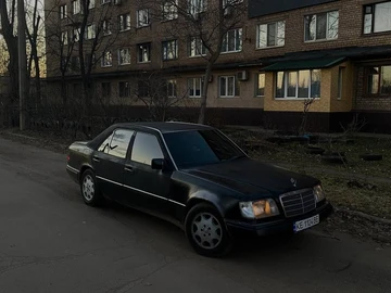 Авто Mercedes W124 1994 № 8602143