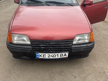 Авто Opel Kadett 1986 № 8602157