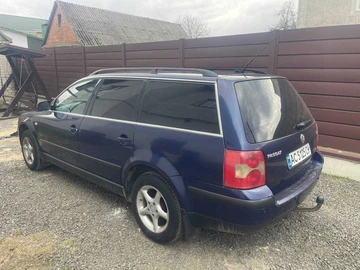 Авто Volkswagen Passat Variant 2001 № 8602416