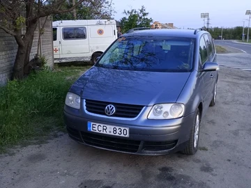 Авто Volkswagen Touran 2006 № 8602659