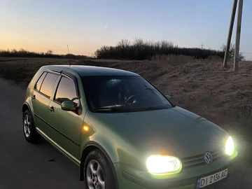 Авто Volkswagen Golf 1998 № 8602746