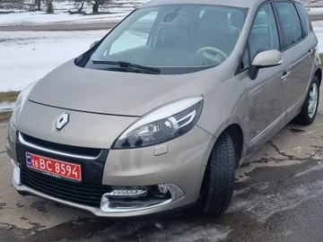 Авто Renault 4 2012 № 8602802