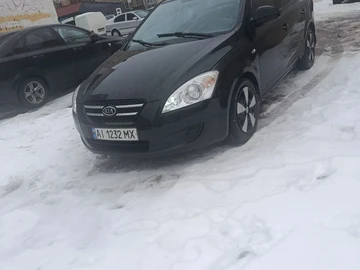 Авто KIA Cee X27 D 2008 № 8602900