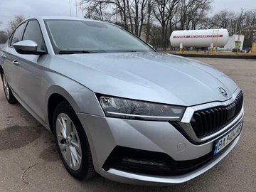 Авто Skoda Octavia 2023 № 8603059