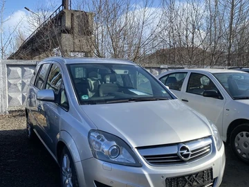 Авто Opel Zafira 2013 № 8603216